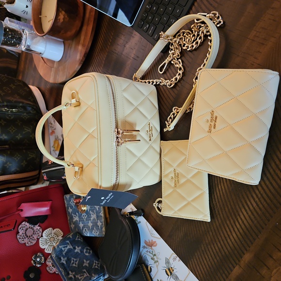 Kate Spade Set - Picture 1 of 16